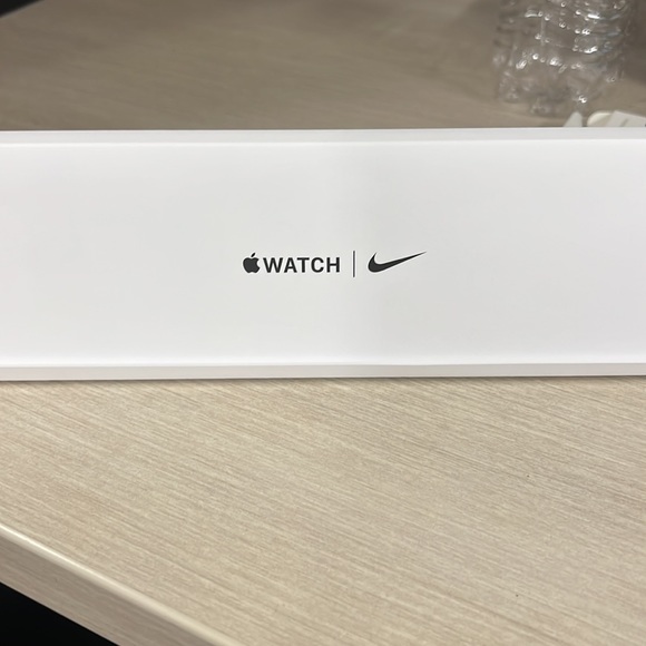 Nike sport band for Apple Watch - Picture 4 of 5